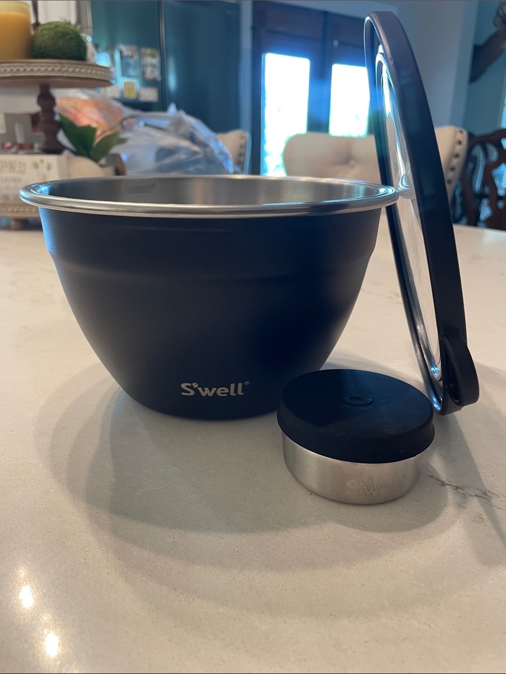 S'well Matte Black Stainless Steel Food Bowl with Lid and Stopper
